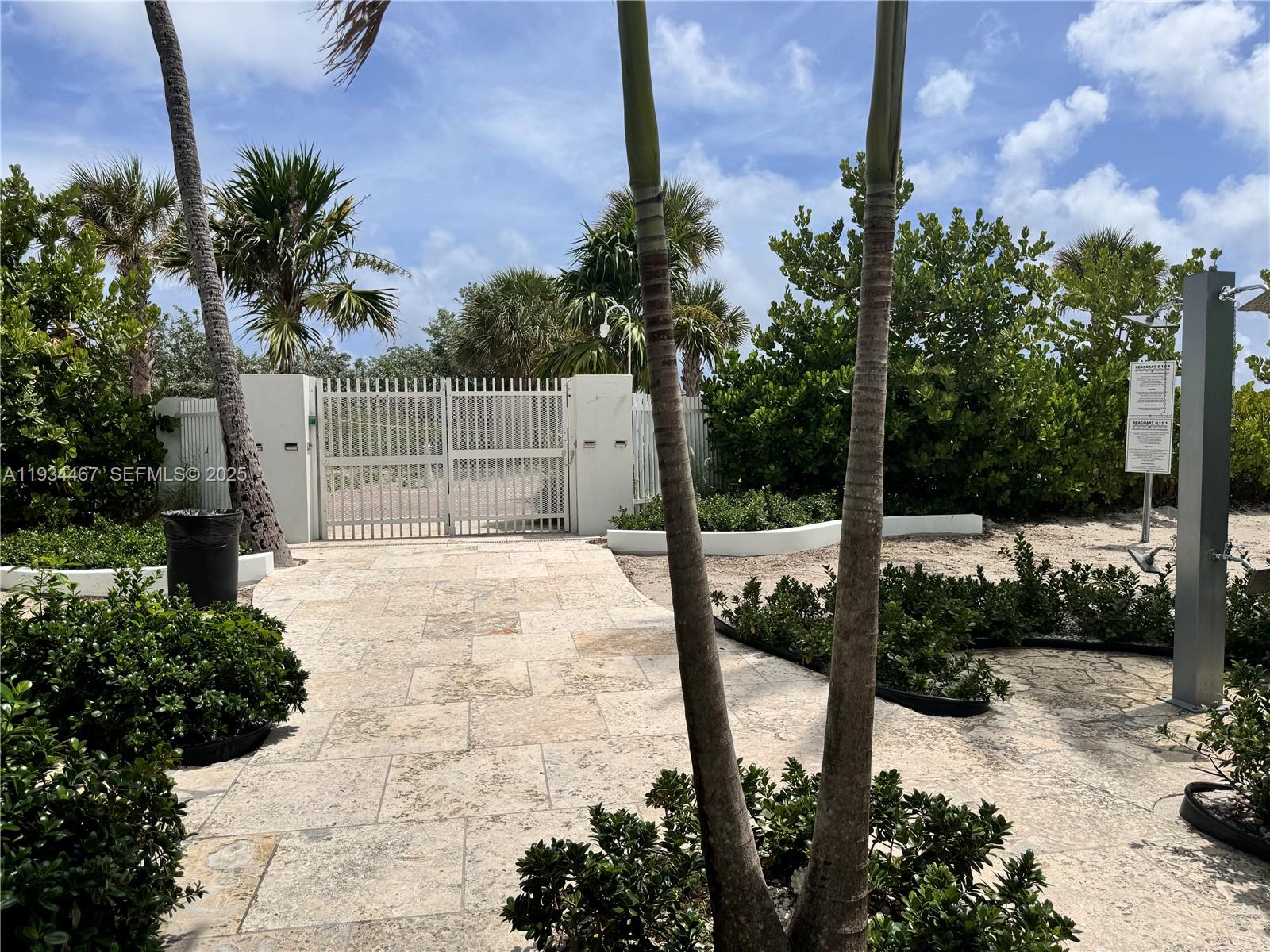 5161 Collins Ave #916, Miami Beach FL 33140
