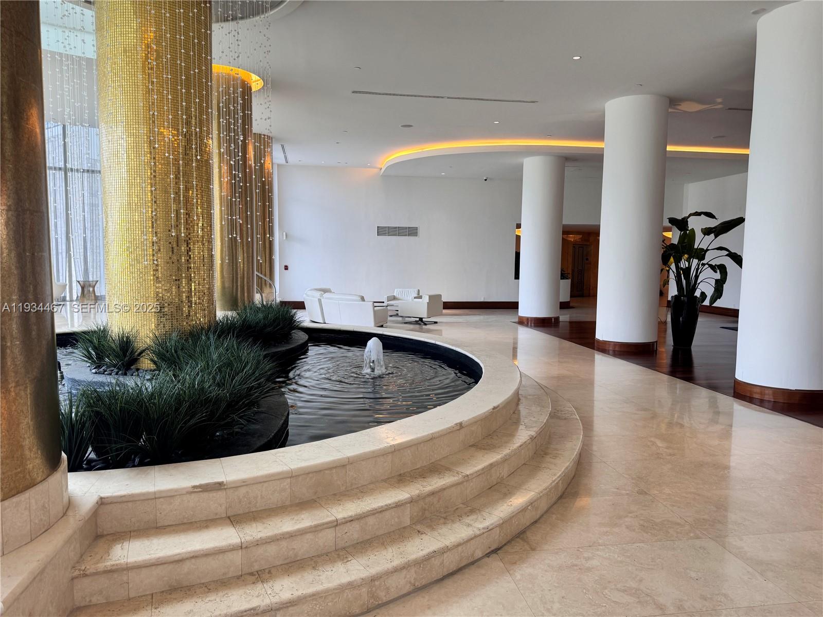 5161 Collins Ave #916, Miami Beach FL 33140