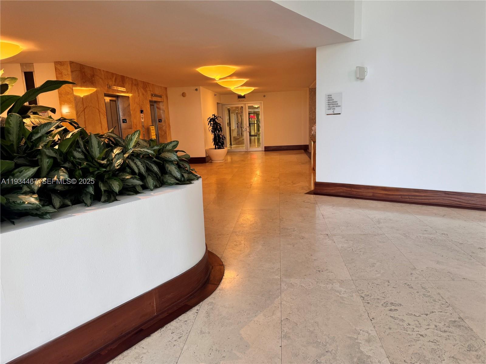 5161 Collins Ave #916, Miami Beach FL 33140