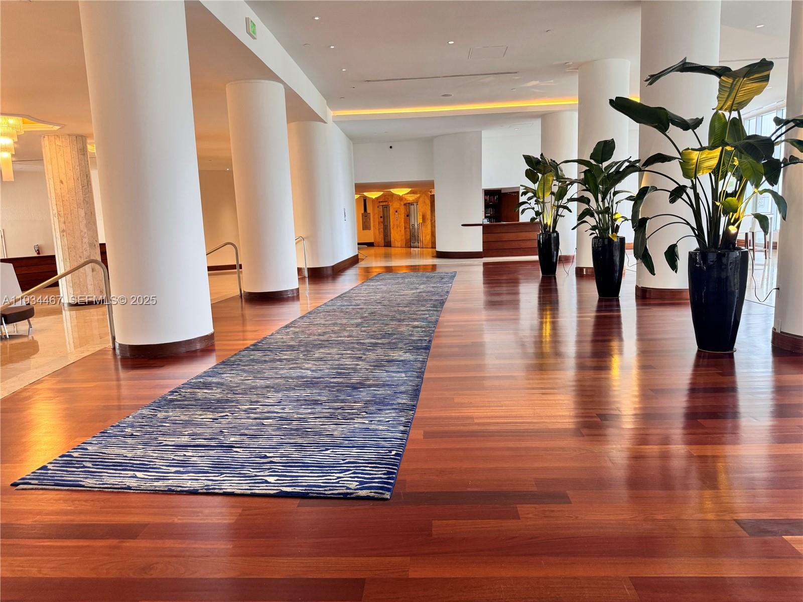 5161 Collins Ave #916, Miami Beach FL 33140