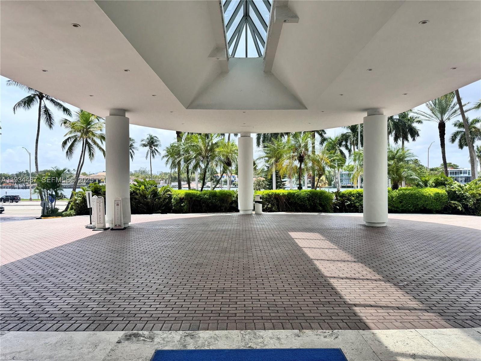 5161 Collins Ave #916, Miami Beach FL 33140