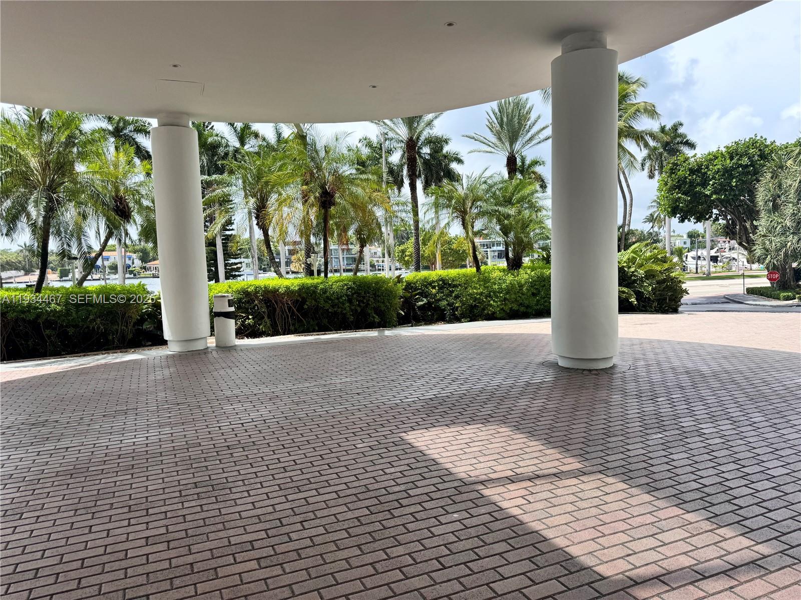 5161 Collins Ave #916, Miami Beach FL 33140