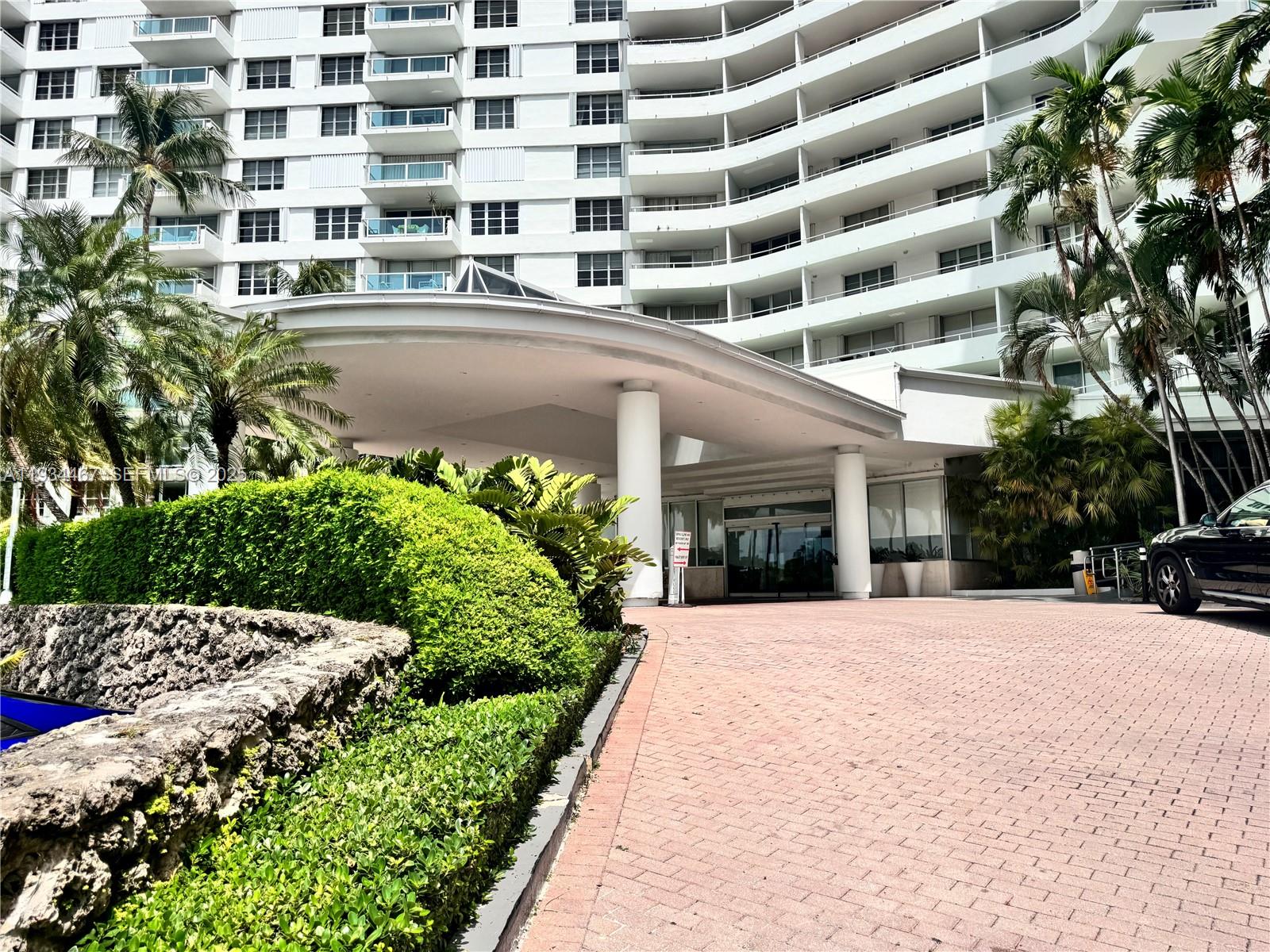 5161 Collins Ave #916, Miami Beach FL 33140