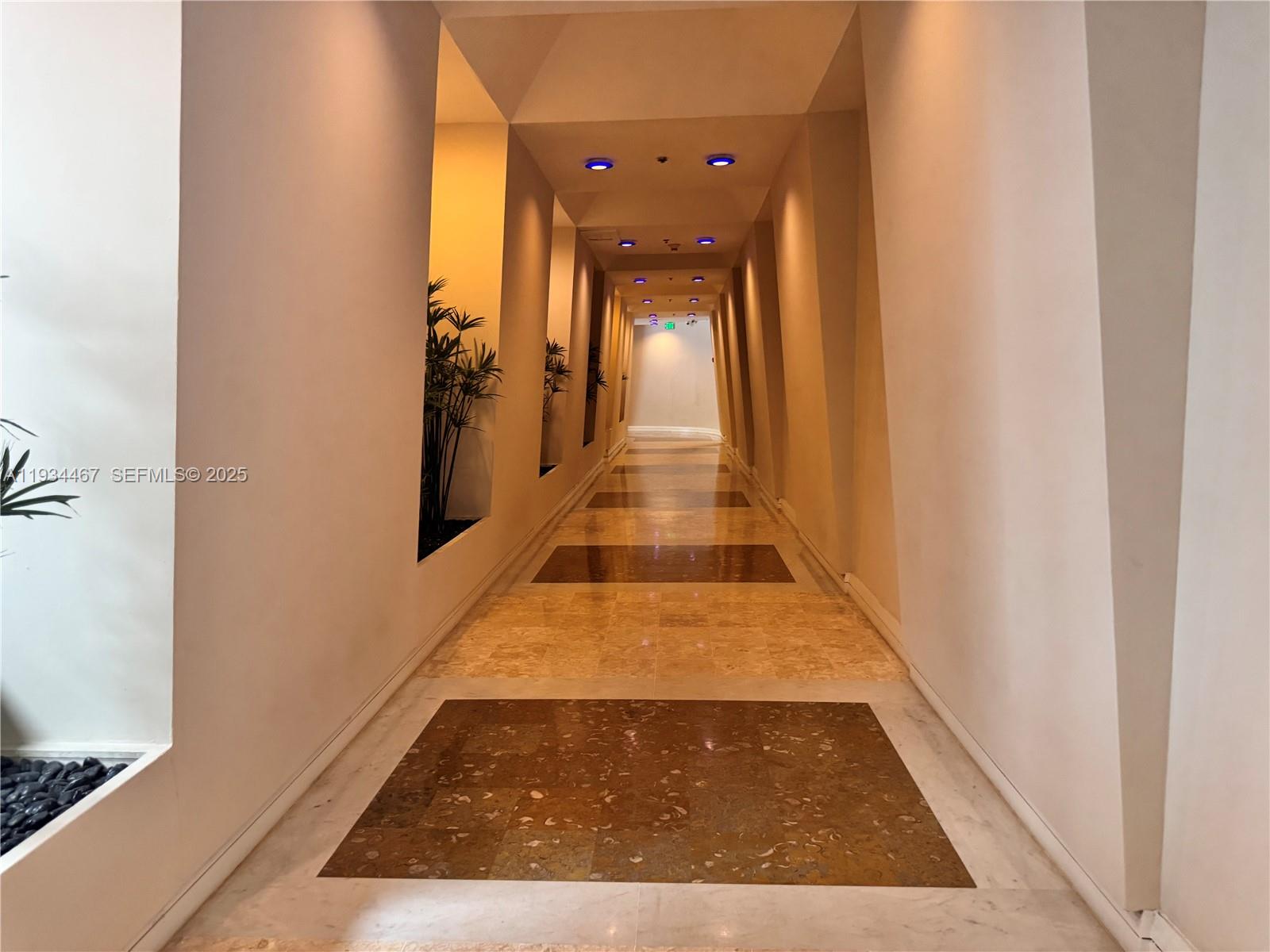 5161 Collins Ave #916, Miami Beach FL 33140
