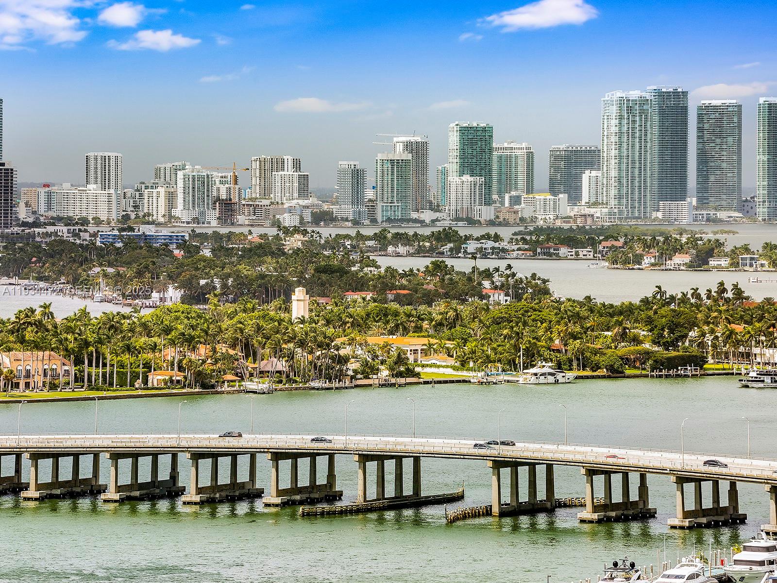 800 S Pointe Dr #2103, Miami Beach FL 33139