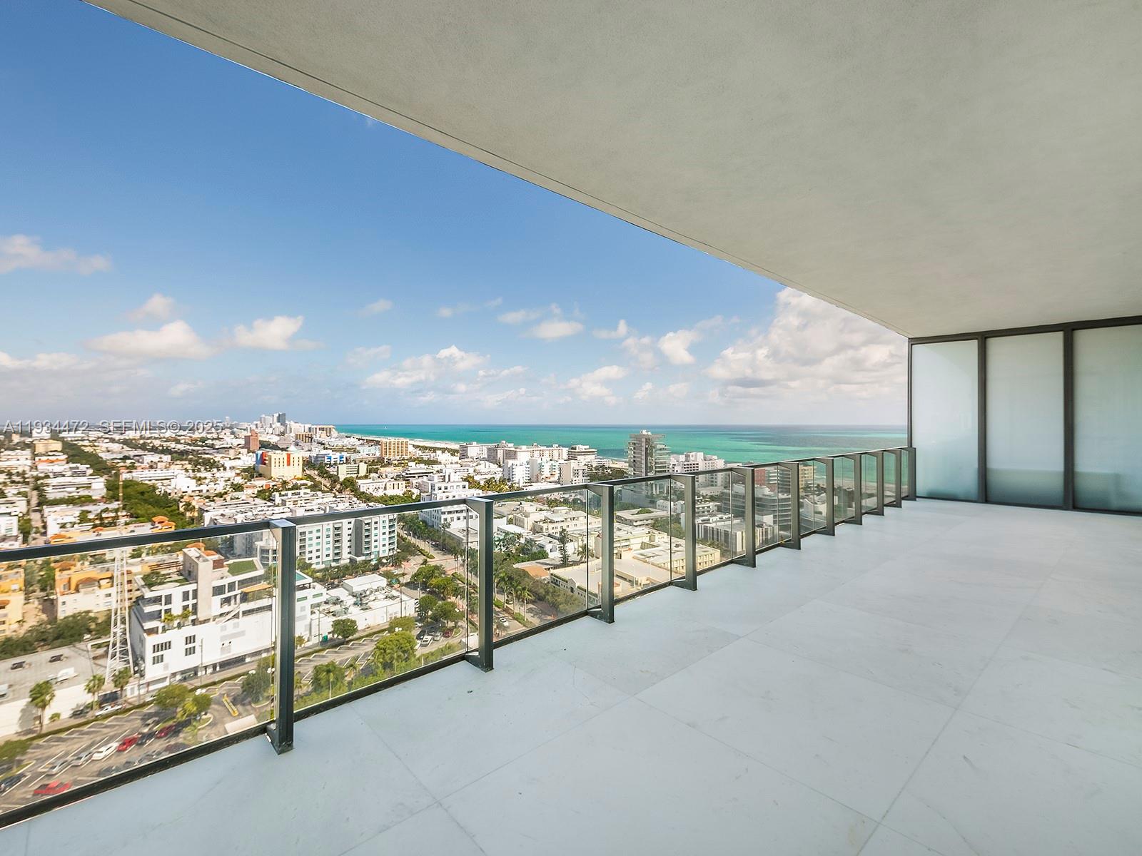 800 S Pointe Dr #2103, Miami Beach FL 33139