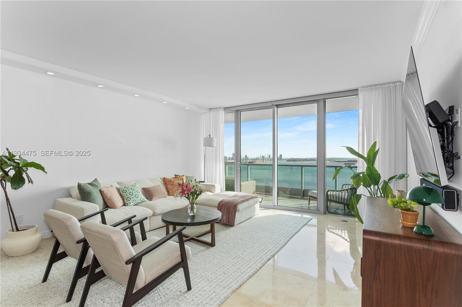 1331 Brickell Bay Dr #3007, Miami FL 33131