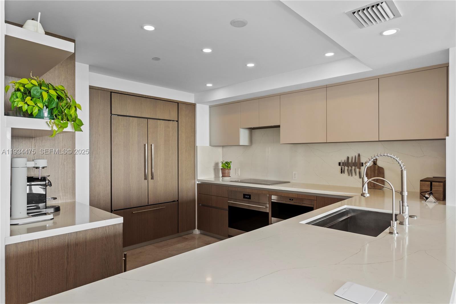 1331 Brickell Bay Dr #3007, Miami FL 33131