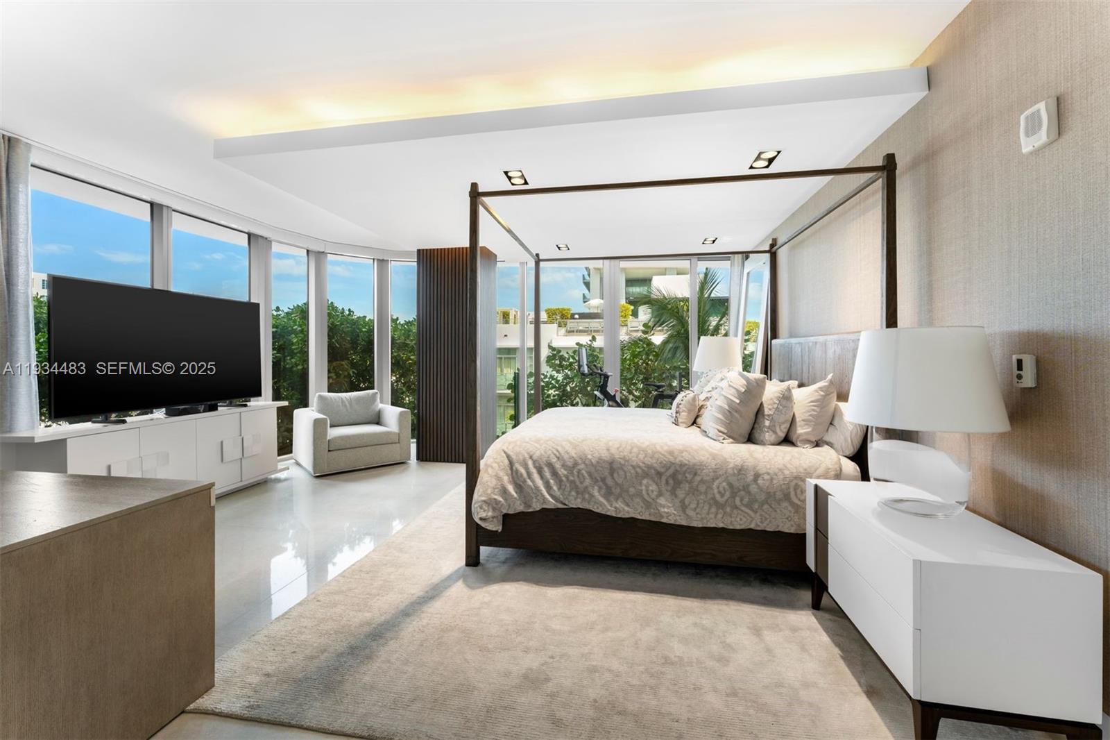 1 Collins Ave #308, Miami Beach FL 33139