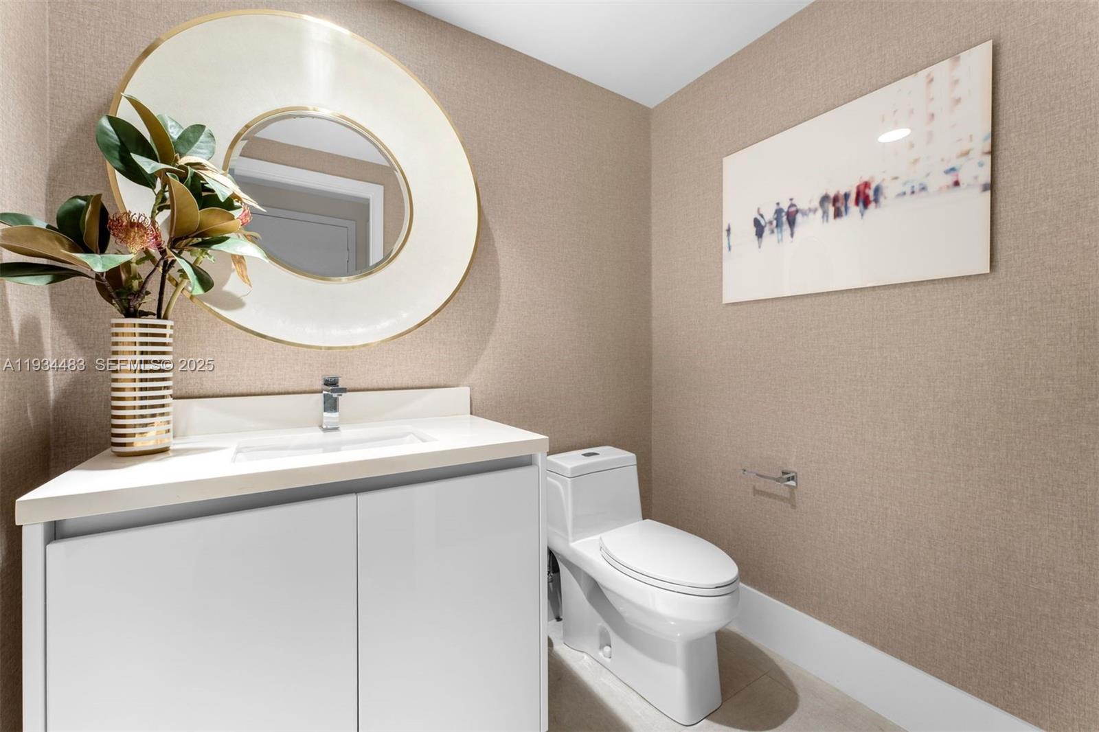 1 Collins Ave #308, Miami Beach FL 33139