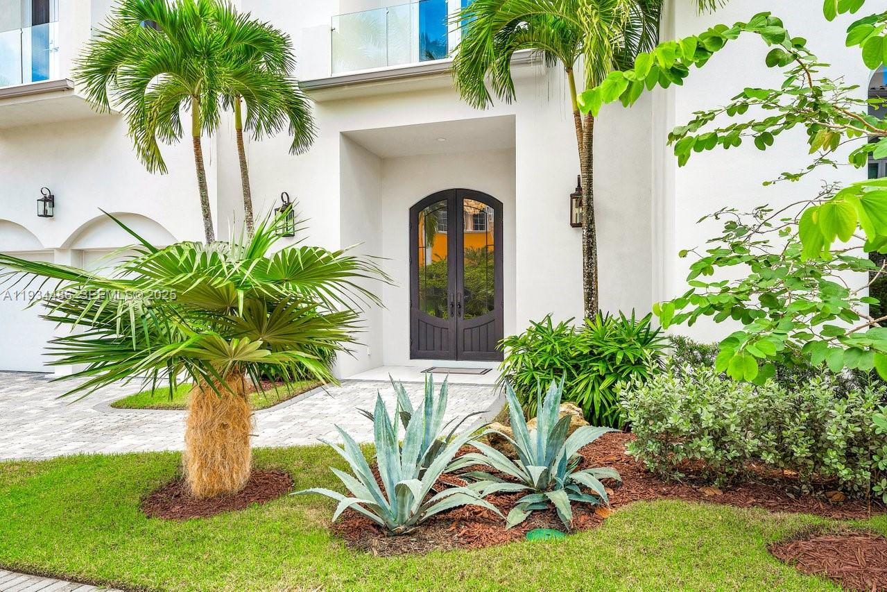 3912 Island Estates Dr #0, Aventura FL 33160