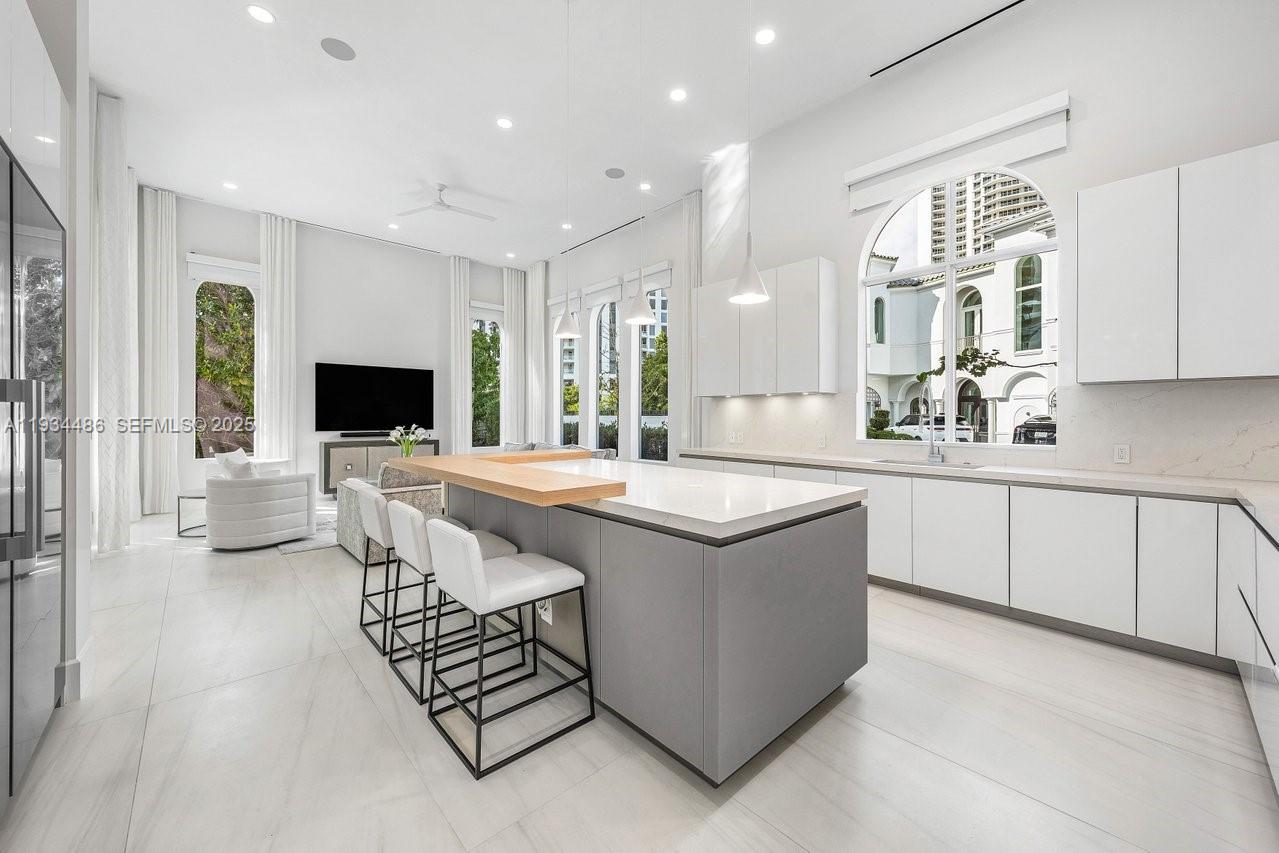 3912 Island Estates Dr #0, Aventura FL 33160