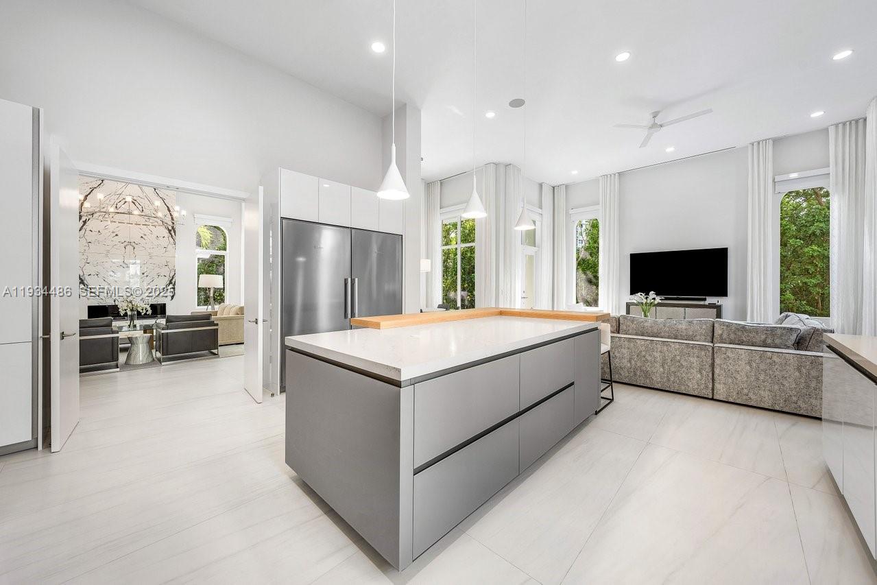 3912 Island Estates Dr #0, Aventura FL 33160
