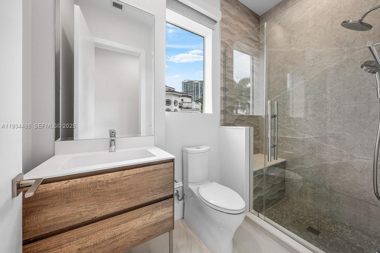 3912 Island Estates Dr #0, Aventura FL 33160