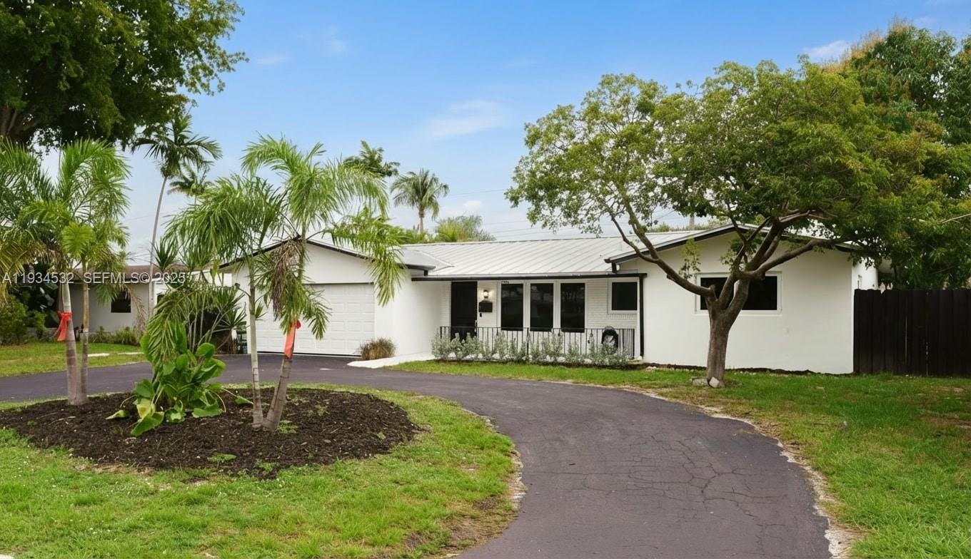5706 NE 15th Ave, Fort Lauderdale FL 33334