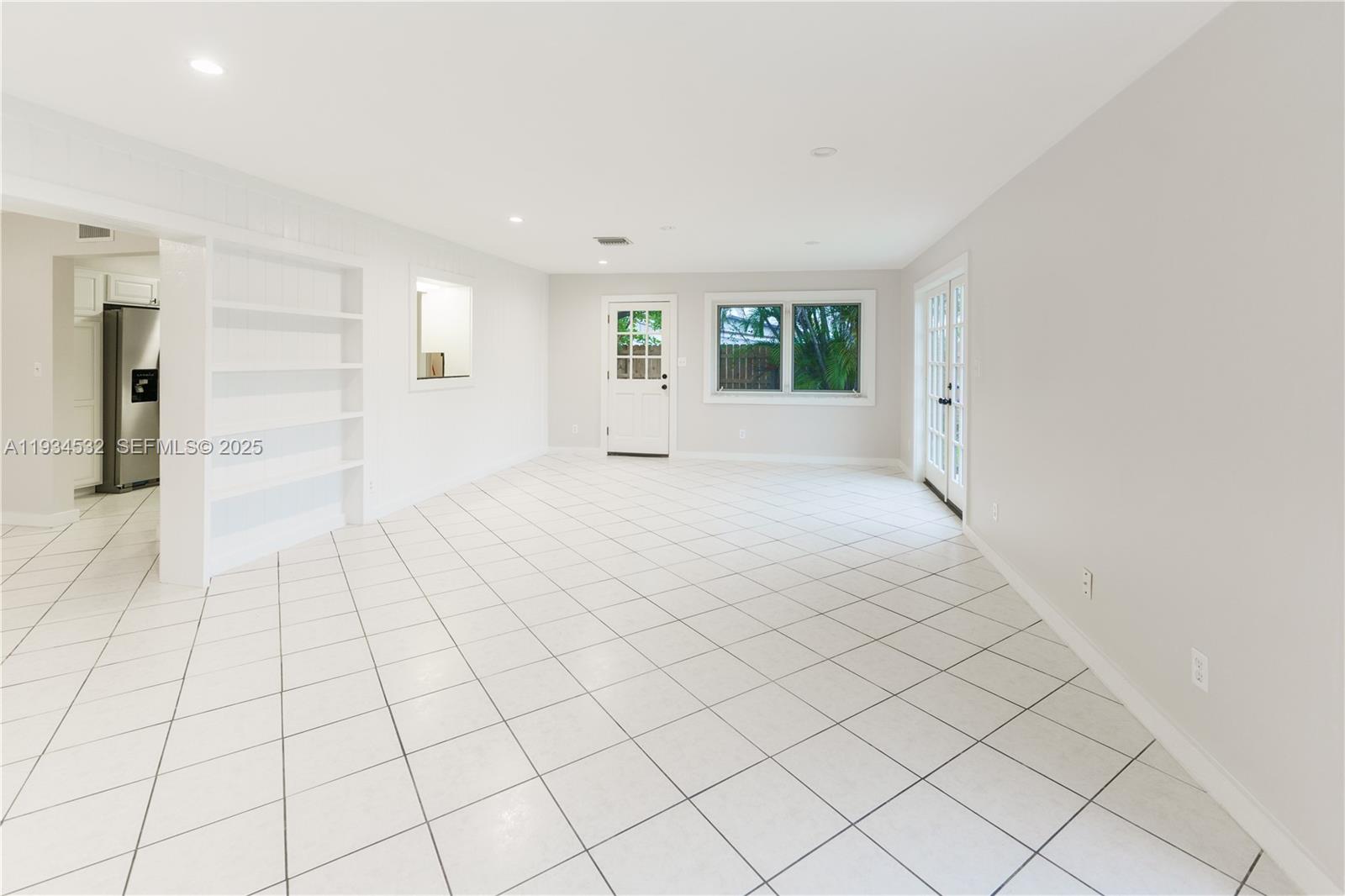 5706 NE 15th Ave, Fort Lauderdale FL 33334