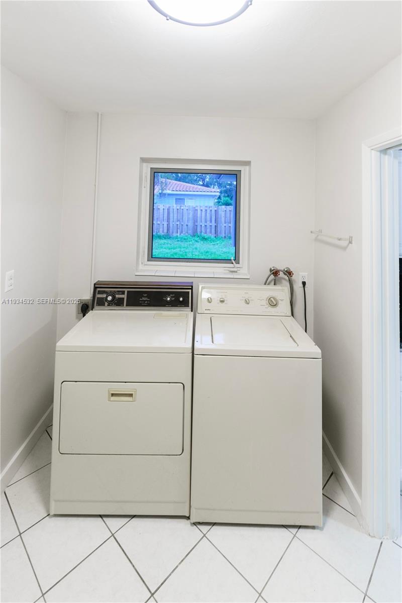 5706 NE 15th Ave, Fort Lauderdale FL 33334
