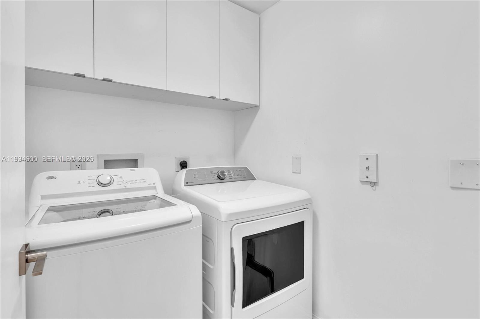 3340 NE 190th St #1109, Aventura FL 33180