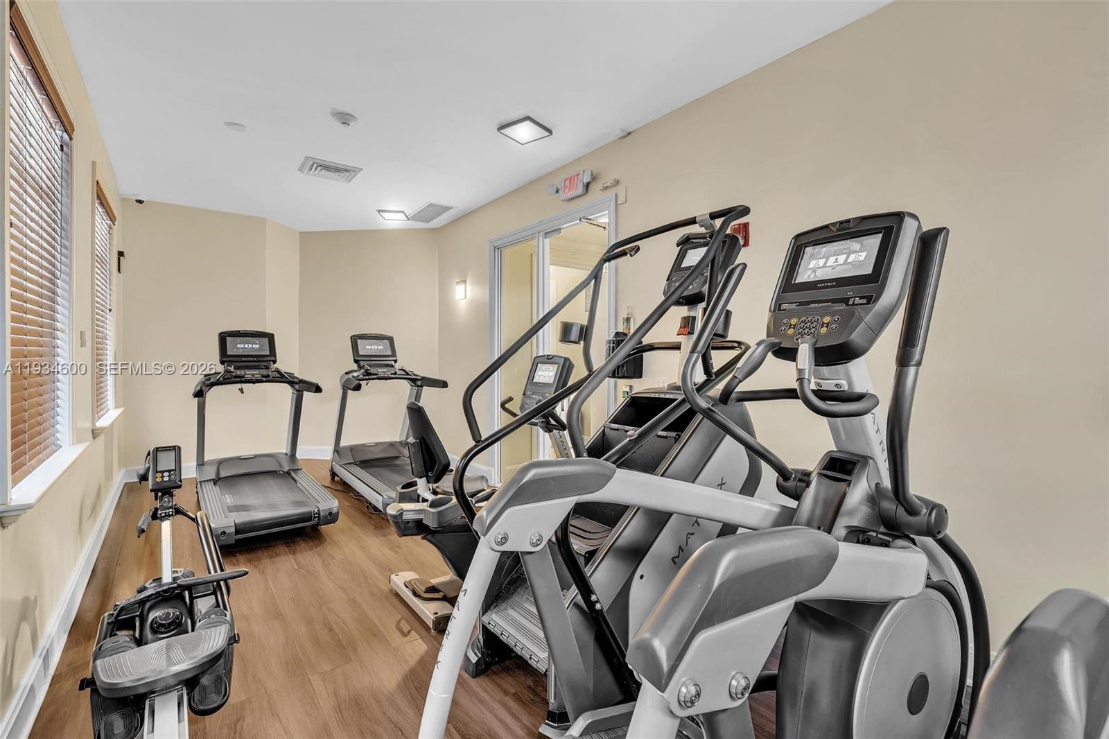 3340 NE 190th St #1109, Aventura FL 33180