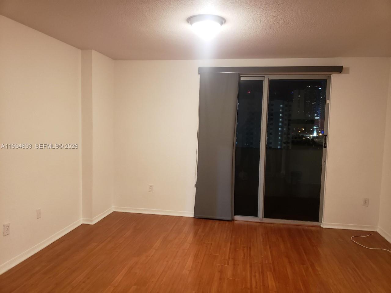 36 NW 6th Ave #906, Miami FL 33128