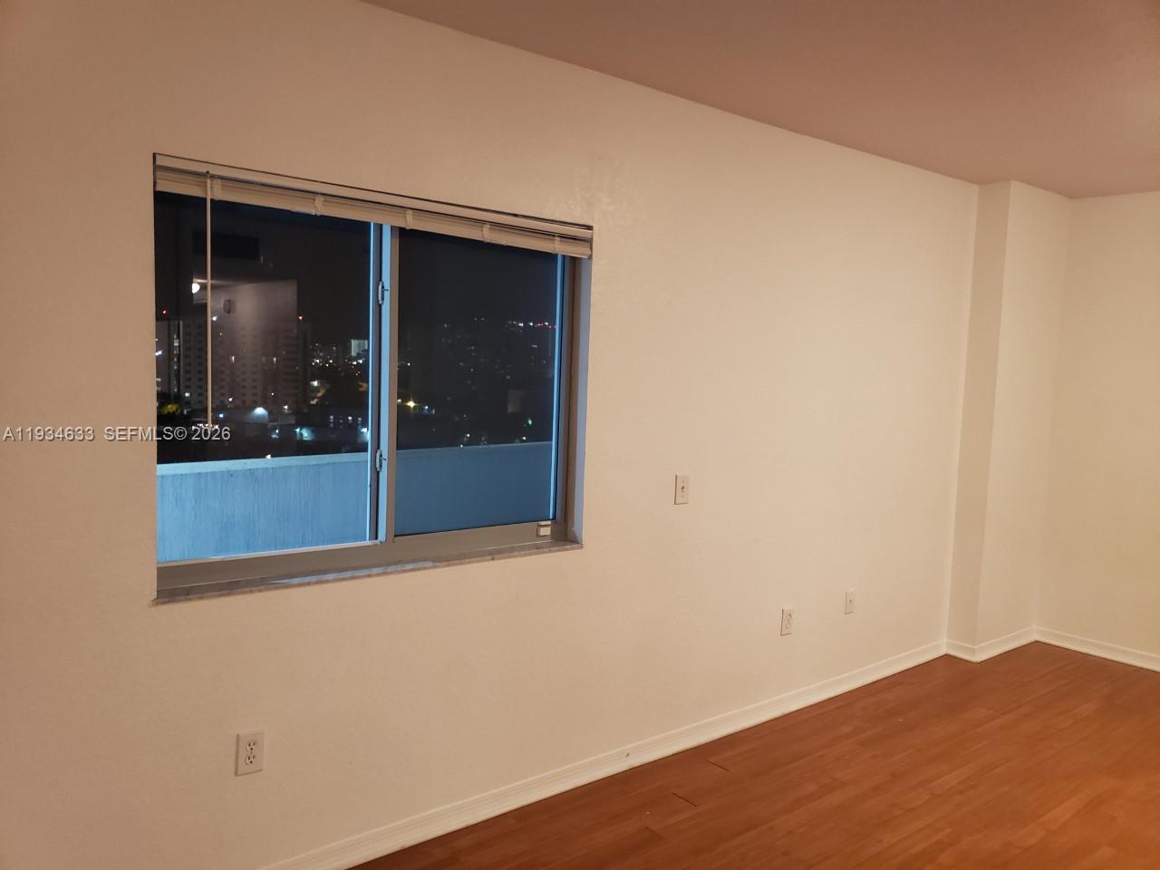 36 NW 6th Ave #906, Miami FL 33128