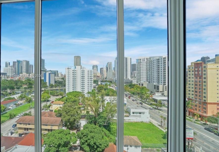 36 NW 6th Ave #906, Miami FL 33128