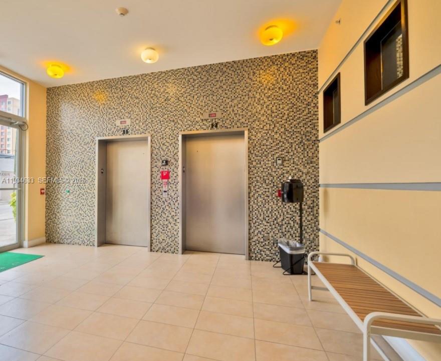 36 NW 6th Ave #906, Miami FL 33128