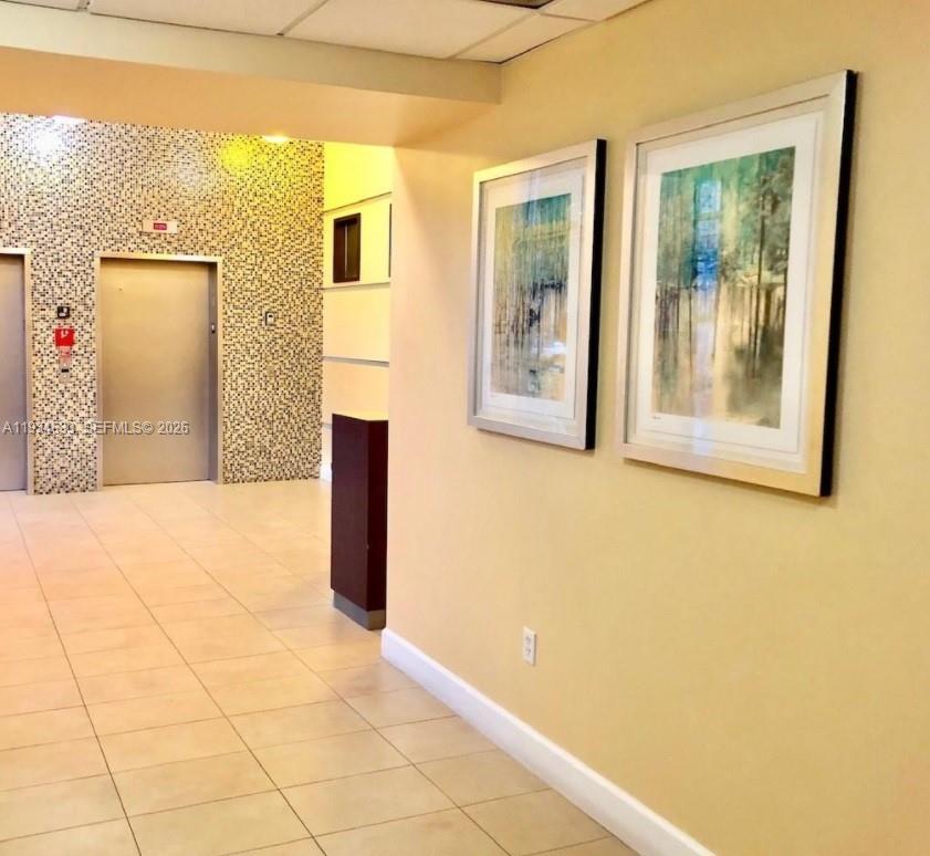 36 NW 6th Ave #906, Miami FL 33128