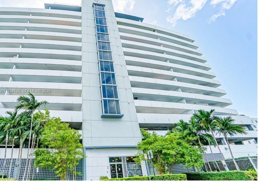 36 NW 6th Ave #906, Miami FL 33128