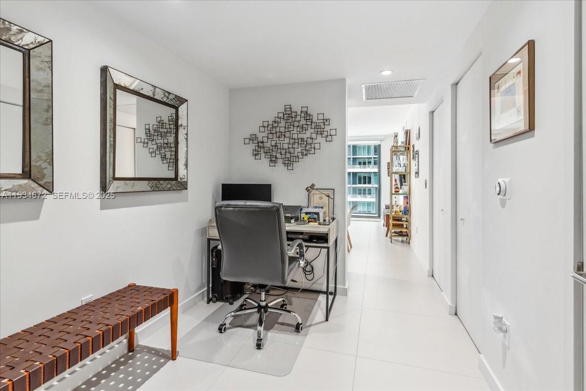 1300 S Miami Ave #3008, Miami FL 33130
