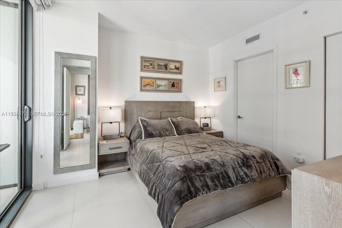 1300 S Miami Ave #3008, Miami FL 33130