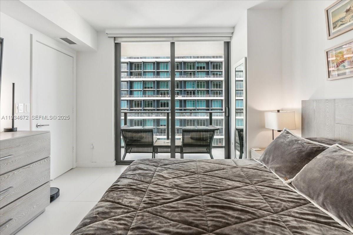 1300 S Miami Ave #3008, Miami FL 33130