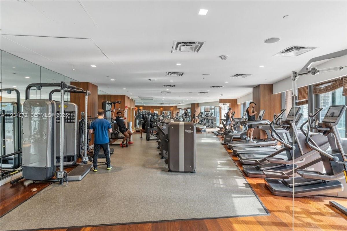 1300 S Miami Ave #3008, Miami FL 33130