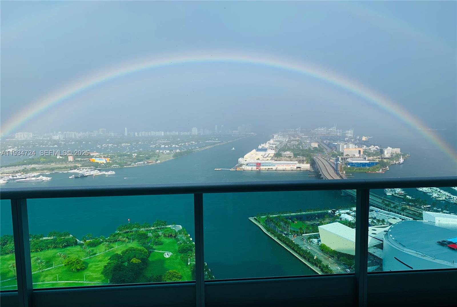 900 Biscayne Blvd #4504, Miami FL 33132