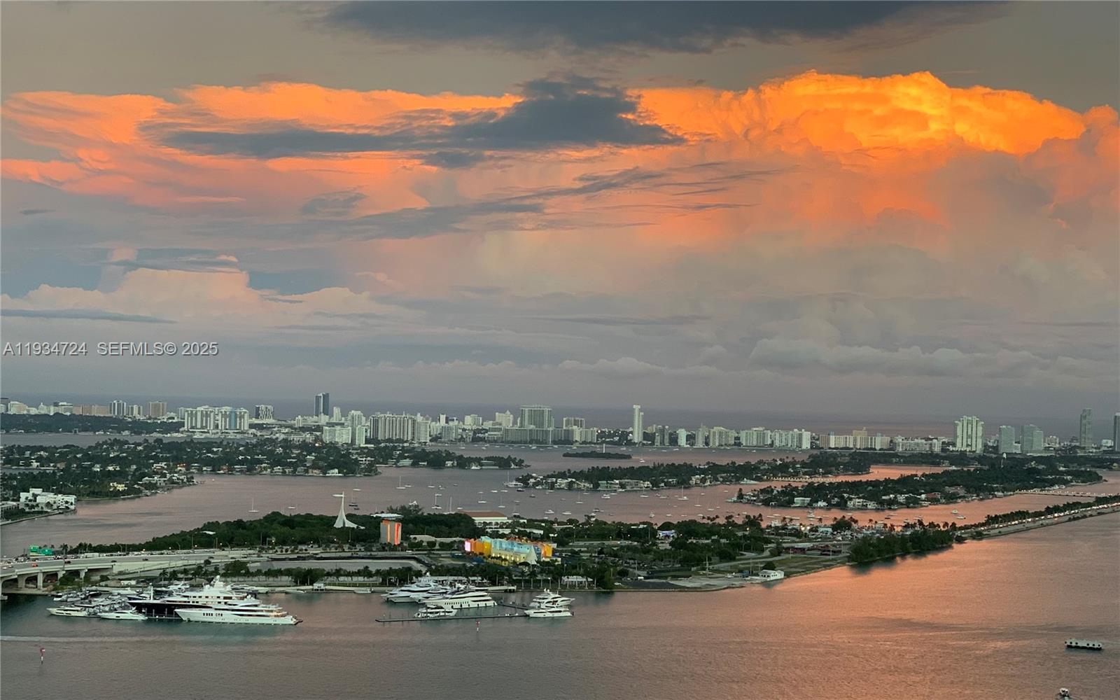 900 Biscayne Blvd #4504, Miami FL 33132