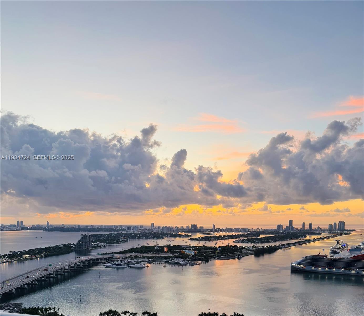 900 Biscayne Blvd #4504, Miami FL 33132