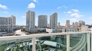 41 SE 5th St #1016, Miami FL 33131