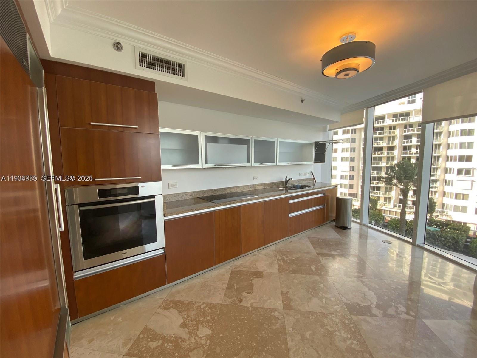 17201 Collins Ave #701, Sunny Isles Beach FL 33160
