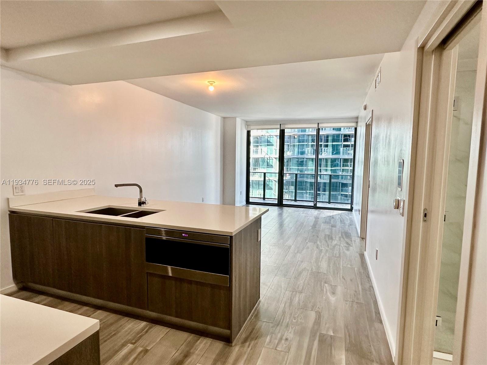 801 S Miami Ave #3807, Miami FL 33130