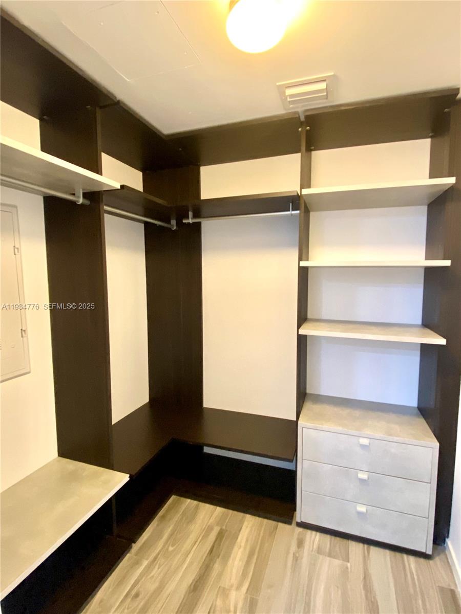801 S Miami Ave #3807, Miami FL 33130
