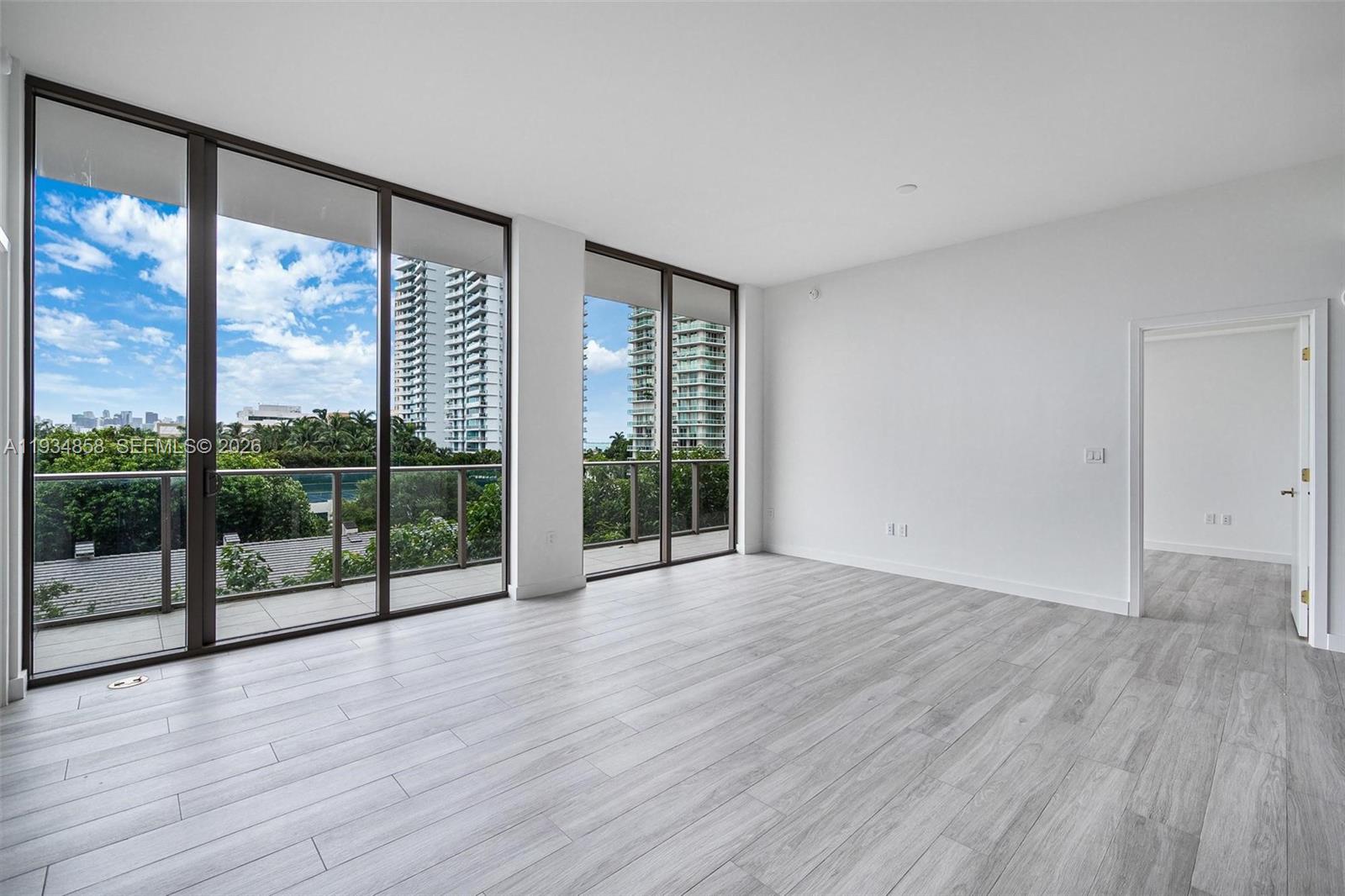 2678 Tigertail Ave #404, Miami FL 33133