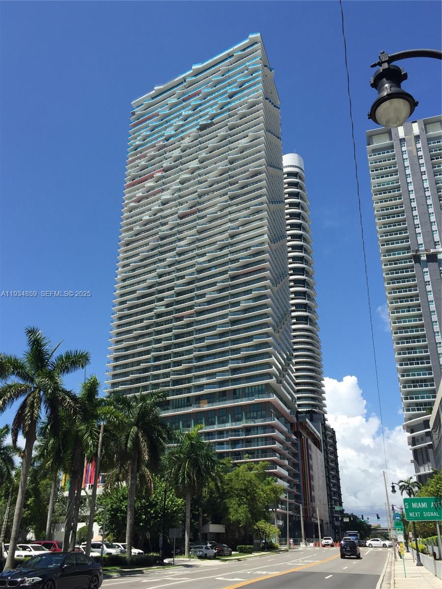 1300 S Miami Ave #2406, Miami FL 33130