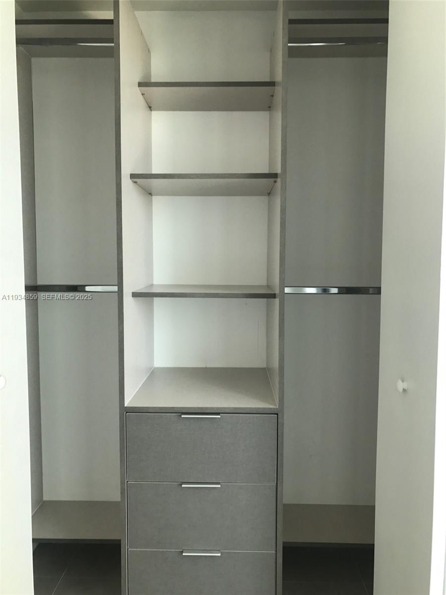 1300 S Miami Ave #2406, Miami FL 33130