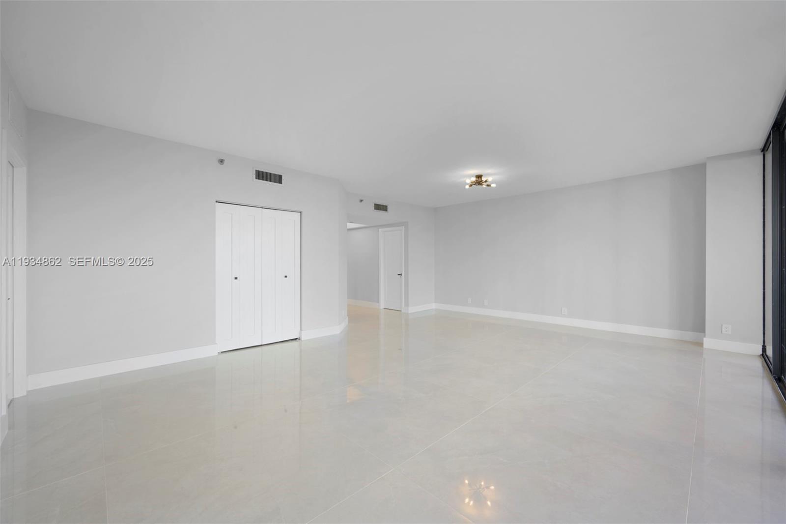 20281 E Country Club Dr #501, Aventura FL 33180