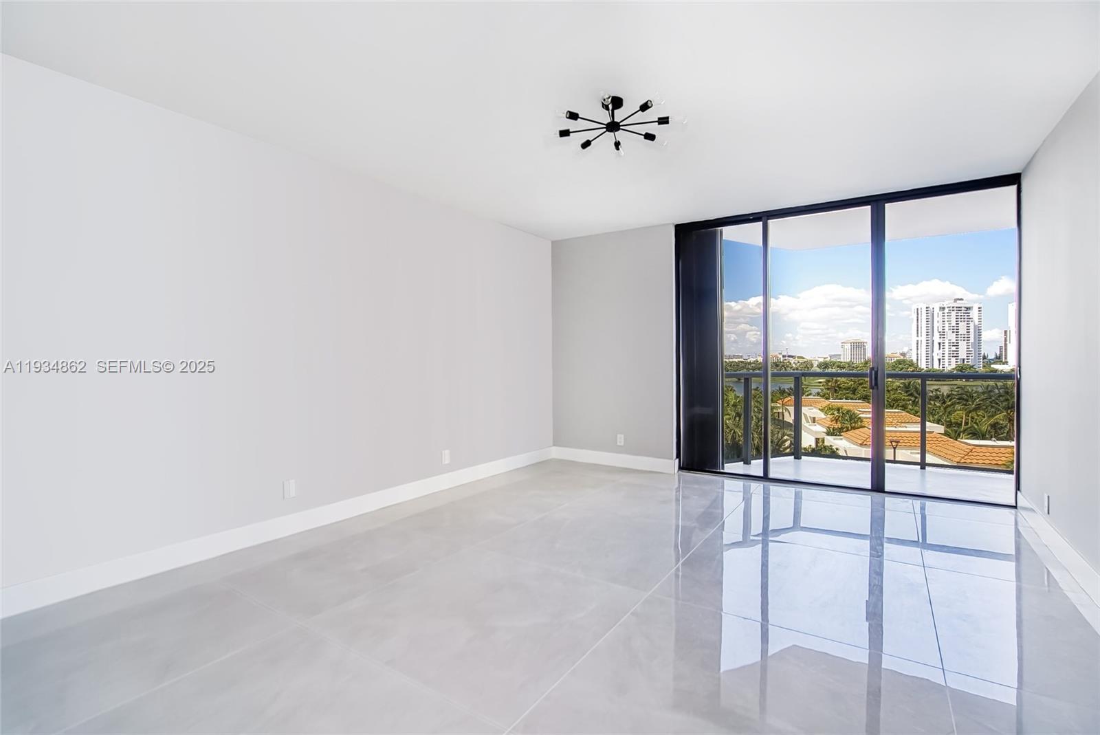 20281 E Country Club Dr #501, Aventura FL 33180