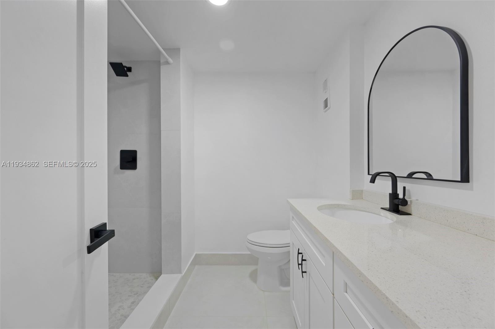 20281 E Country Club Dr #501, Aventura FL 33180