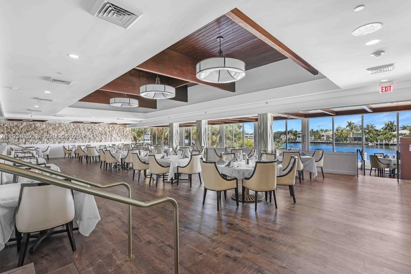 20281 E Country Club Dr #501, Aventura FL 33180