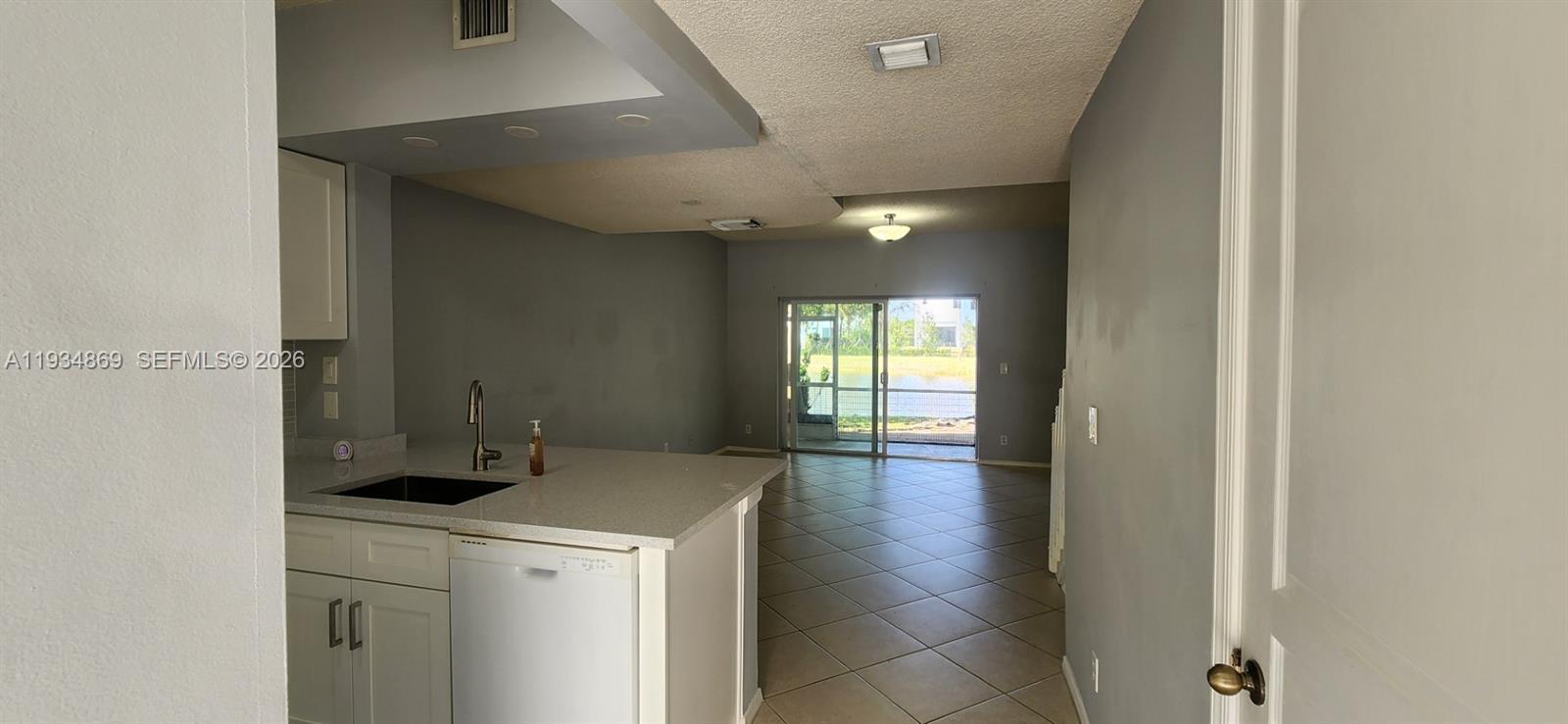 211 Mallory Ct #211, Weston FL 33326