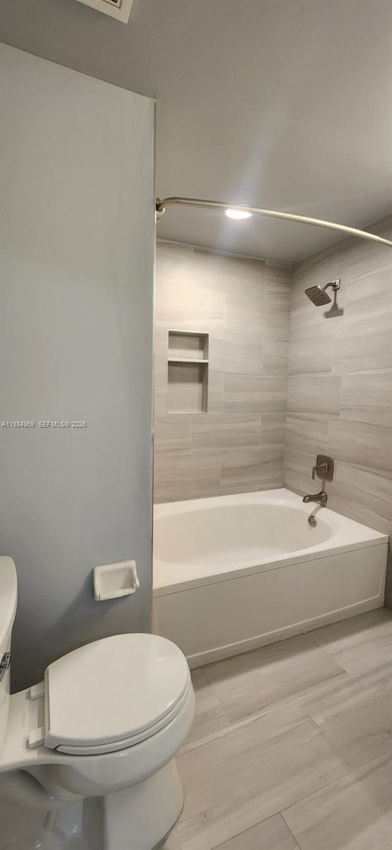 211 Mallory Ct #211, Weston FL 33326