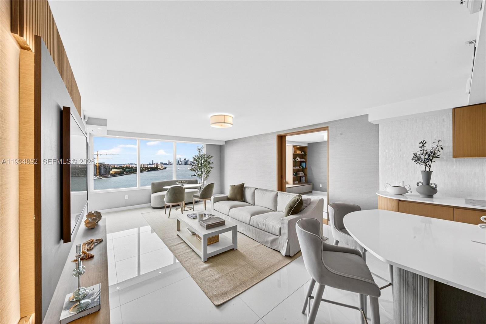 400 S Pointe Dr #1501, Miami Beach FL 33139